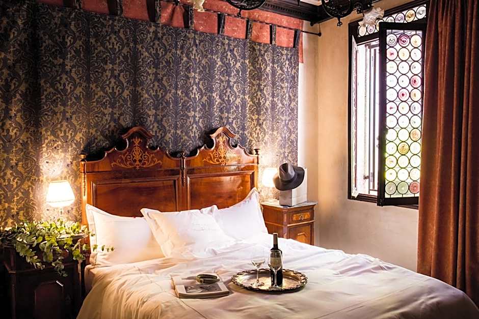 Novecento Boutique Hotel