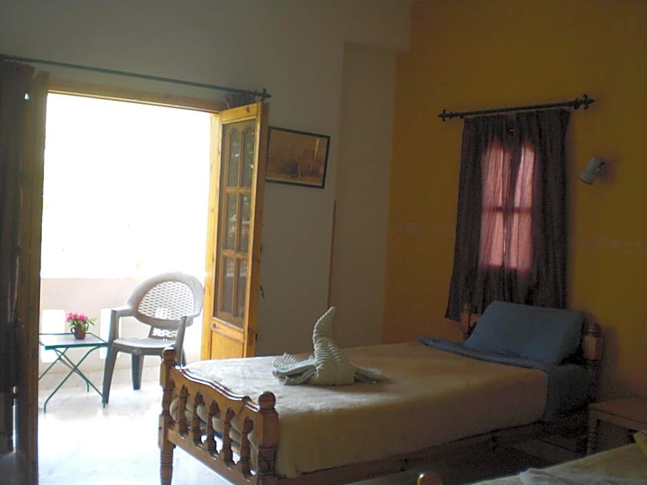 El Fayrouz Hotel