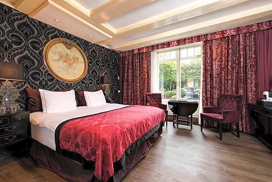 The Pavilions Amsterdam, The Toren