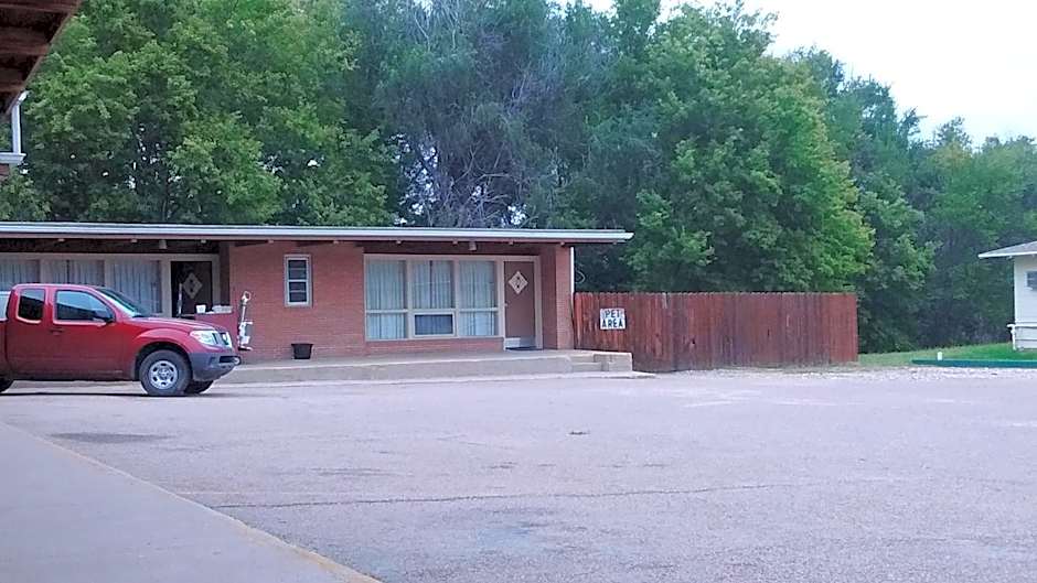 Cedar Inn