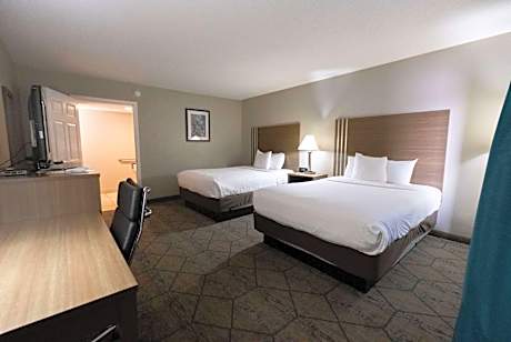 Queen Room with Two Queen Beds - Non-Smoking
