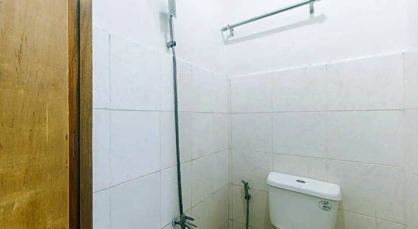 Cozy Cove Inn by RedDoorz