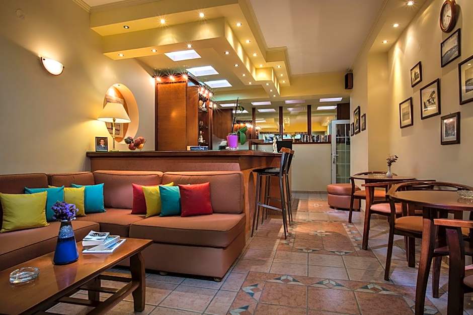 Hotel Dionysis Studios