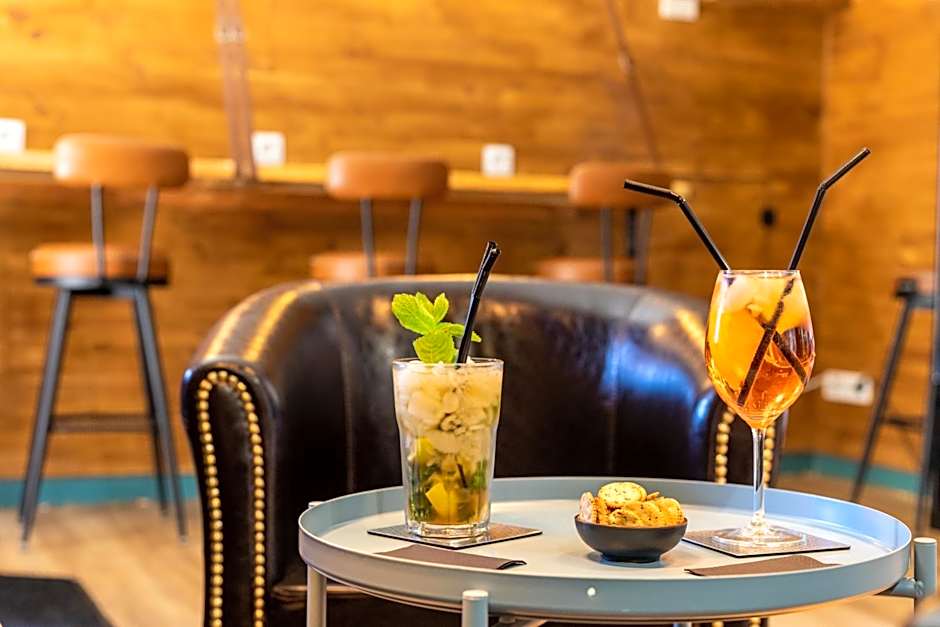 Logis Hôtels et restaurant La Pause Rn7 Montélimar Nord