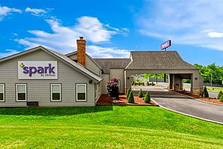 Spark by Hilton Wytheville Holston Rd I 81