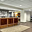 Hampton Inn By Hilton & Suites Pittsburgh/Harmarville