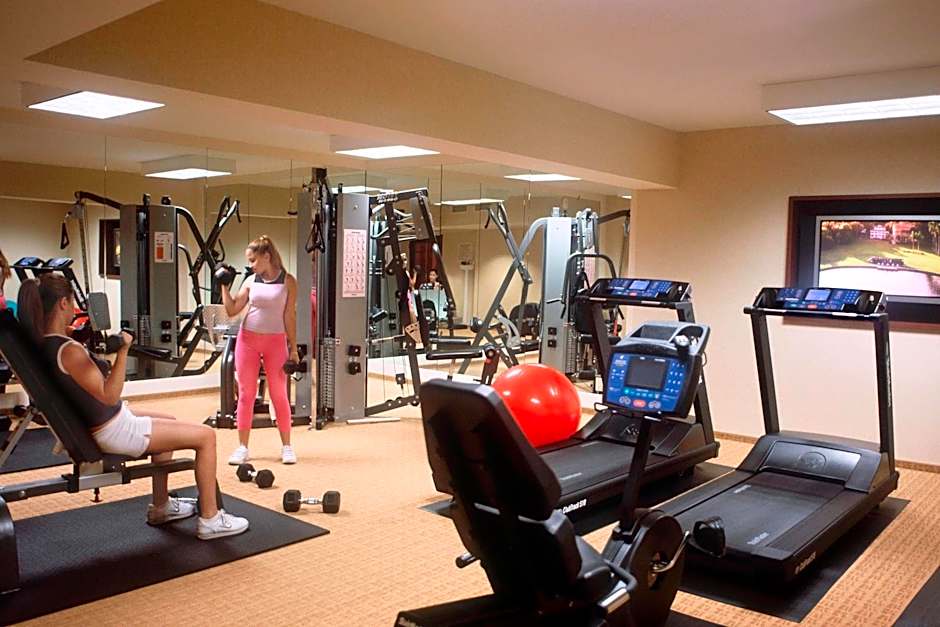 Courtyard by Marriott Los Angeles Sherman Oaks