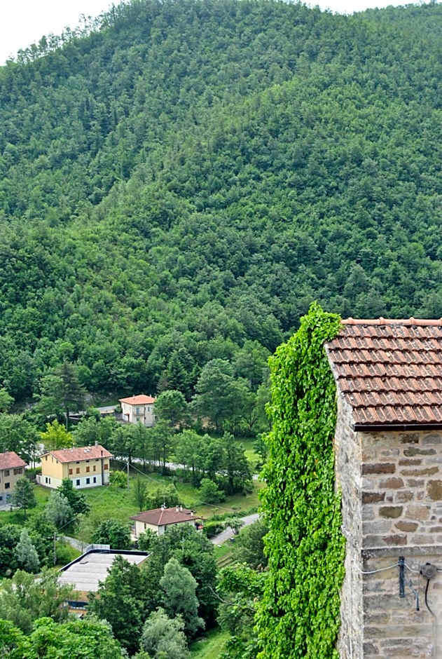 Il borgo Casteldelci