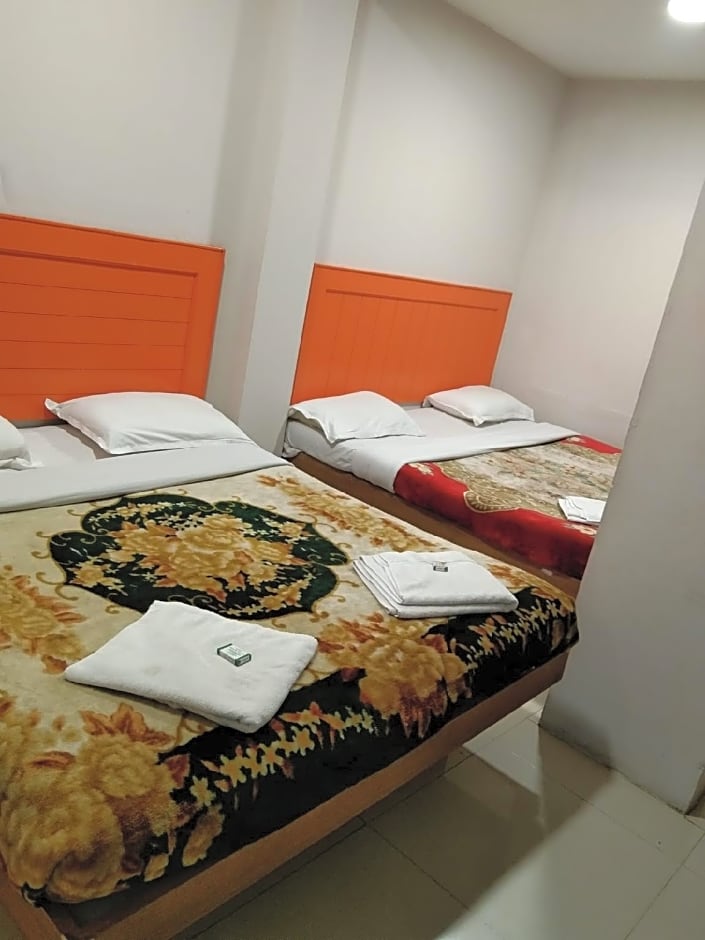 Hotel Preethi Palace