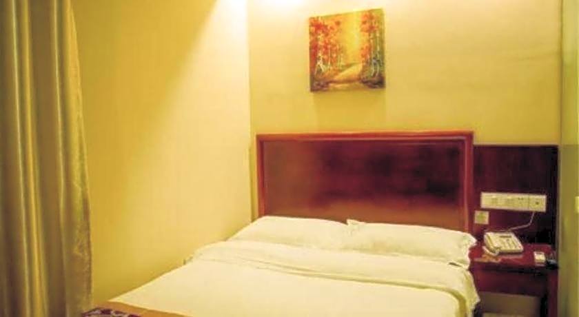 GreenTree Inn Zhenjiang Center Street No.1 Peoples Hospital Express Hotel