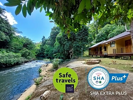 Khao Sok Rain Forest Resort