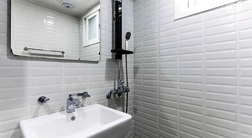Restia Hotel Suwon Station Branch
