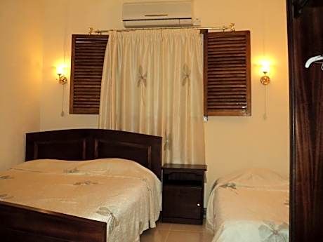 Monalysa Villa & Monalysa Studio