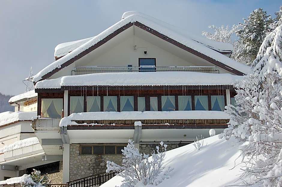 hotel lo sciatore