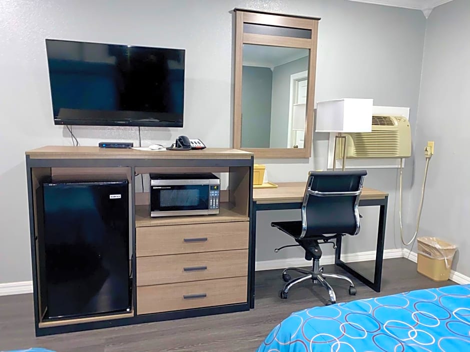 Budget Host Inn