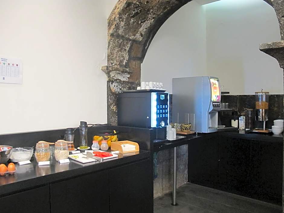 Azores Youth Hostels - Sao Miguel