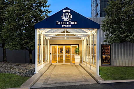 DoubleTree By Hilton Pointe Claire Montreal Airport West