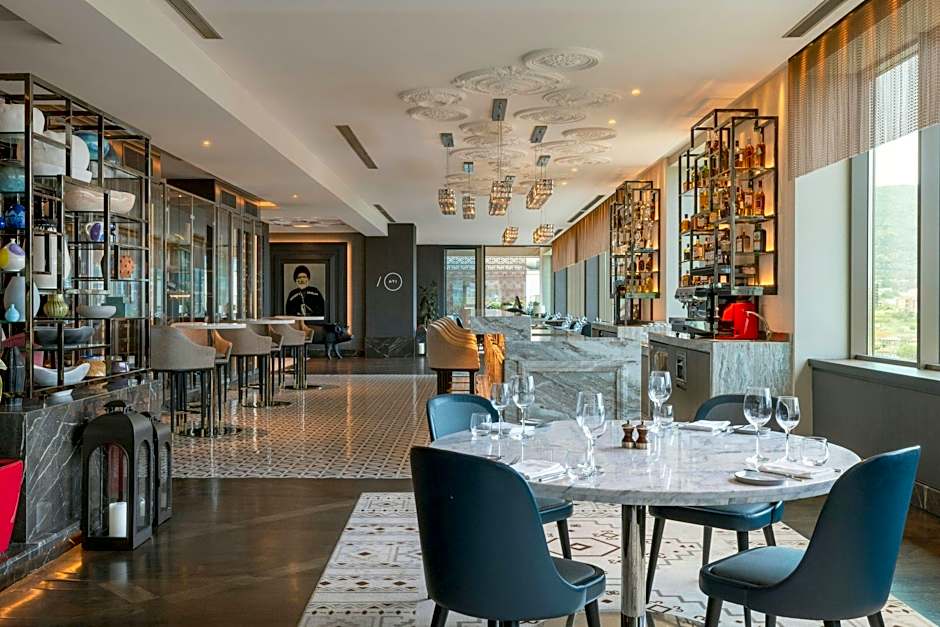 Sheraton Grand Tbilisi Metechi Palace