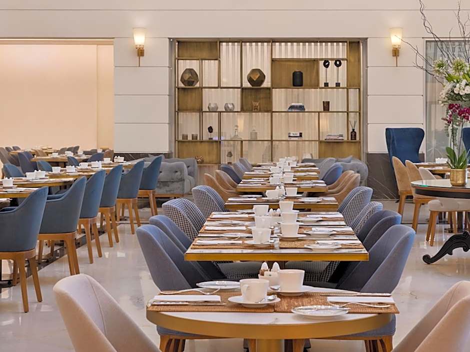 Opera Tel Aviv by Herbert Samuel