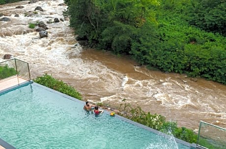 Eden Woods Resorts & Spa