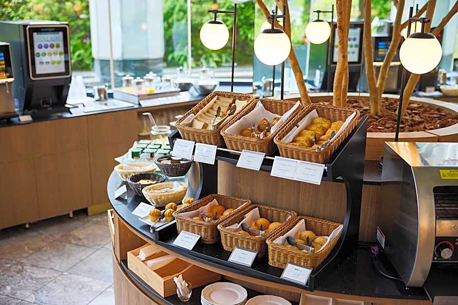 ANA Holiday Inn Tokyo Bay by IHG