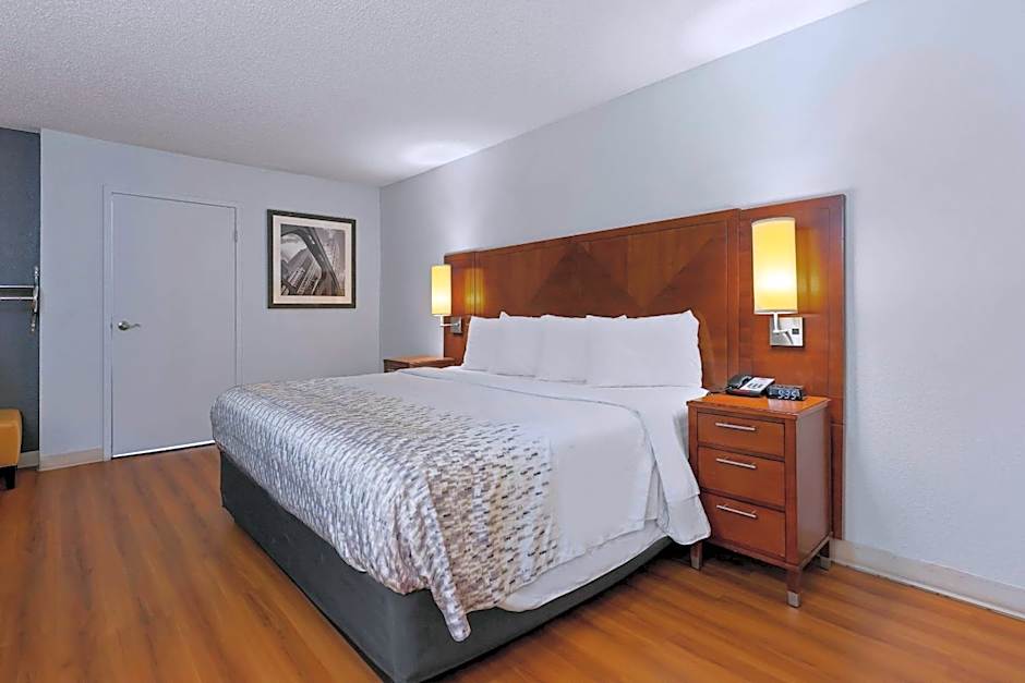 Econo Lodge Rockford Casino Area