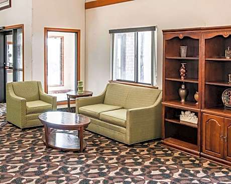 Quality Inn & Suites Lebanon I-65