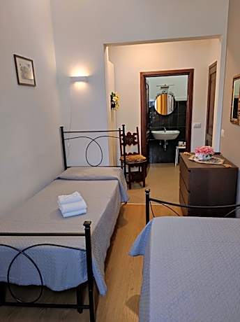 Single Room with Private Bathroom