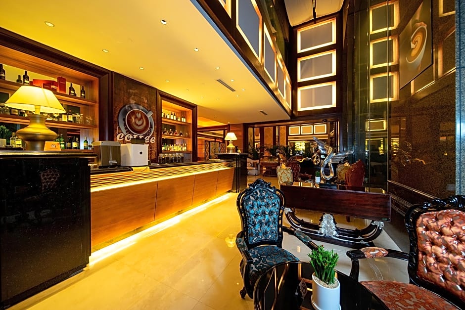 Grand International Hotel