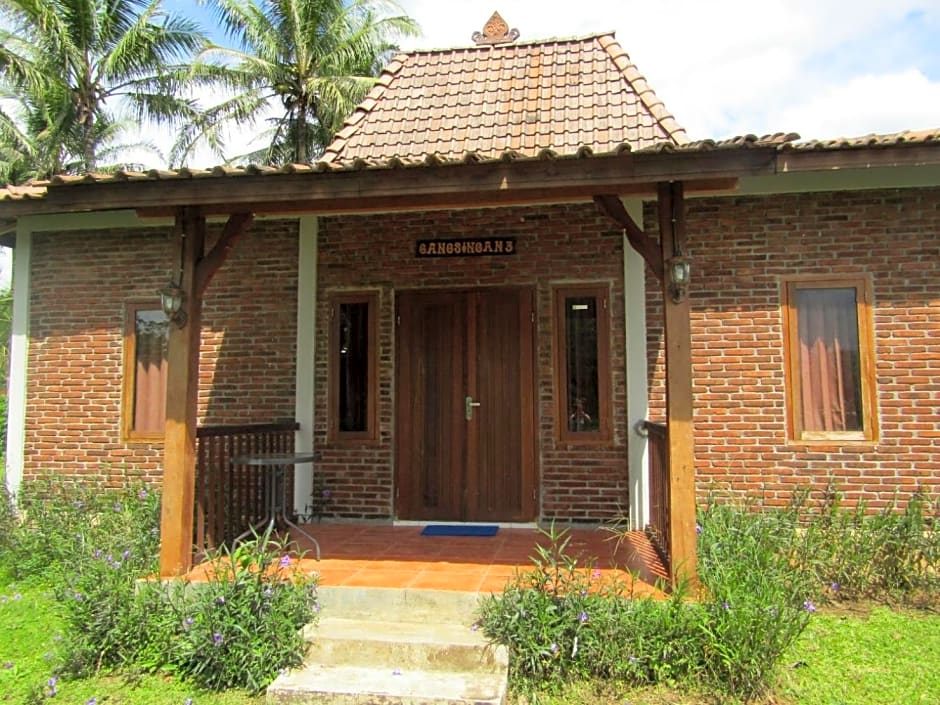 Balkondes Bumiharjo (Kampung Dolanan)