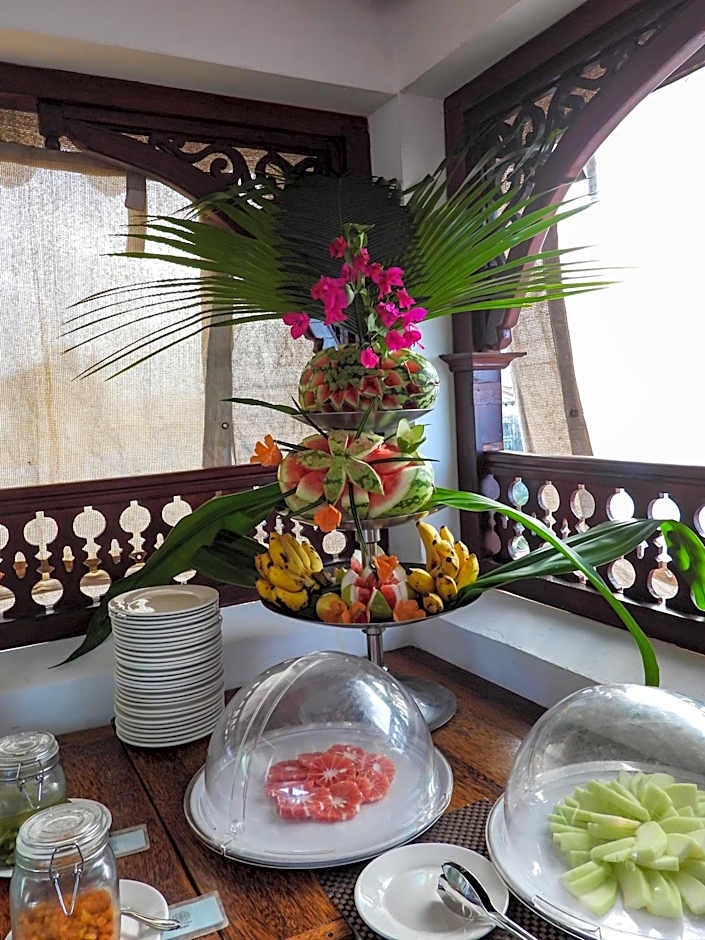 Maru Maru Hotel
