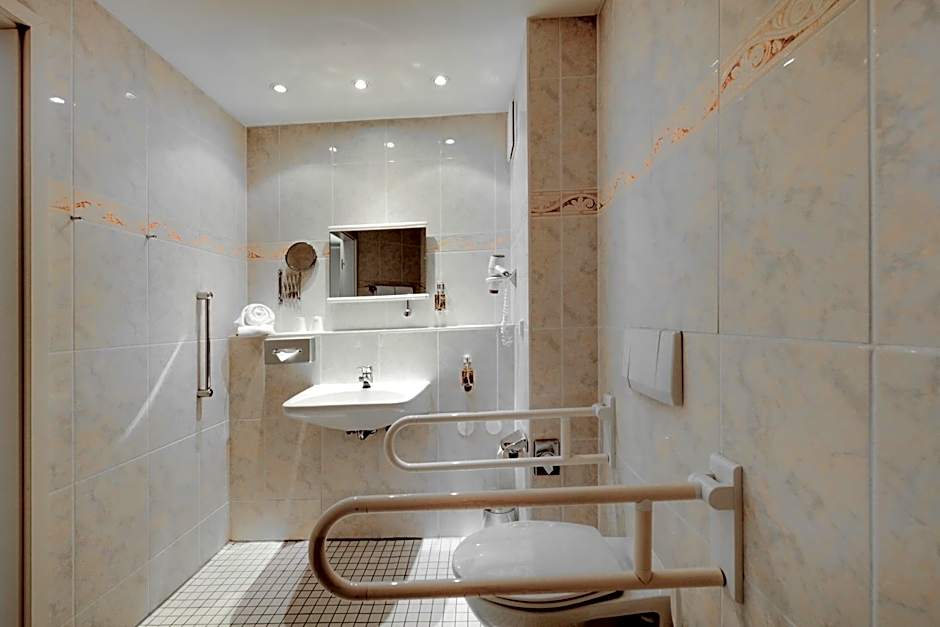 Hotel Am Schloss Köpenick Berlin By Golden Tulip