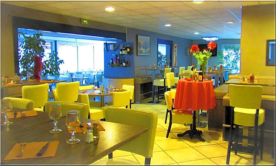 Aix Hotel