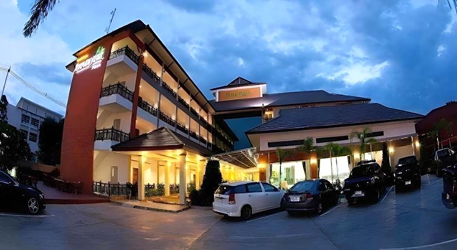 Amnauysuk Hotel