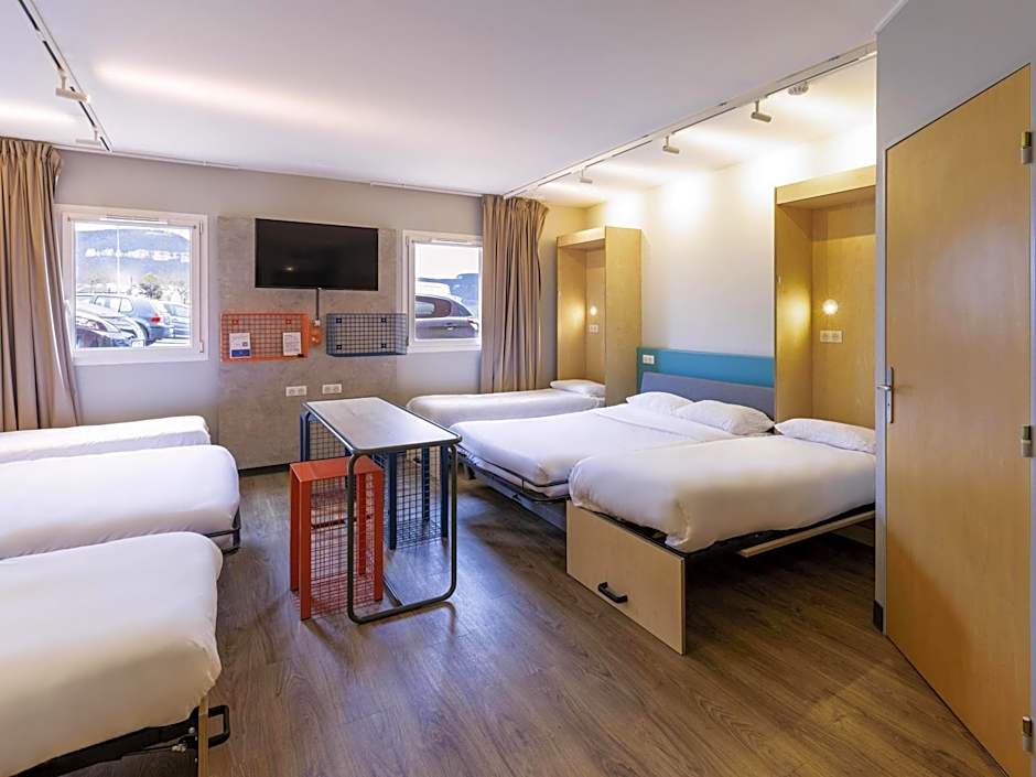 ibis Budget Millau Viaduc