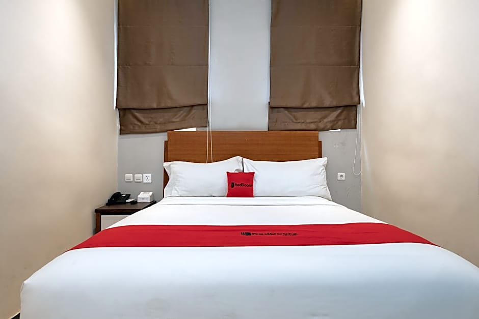 RedDoorz plus @ UNO Jalan Merak Samarinda