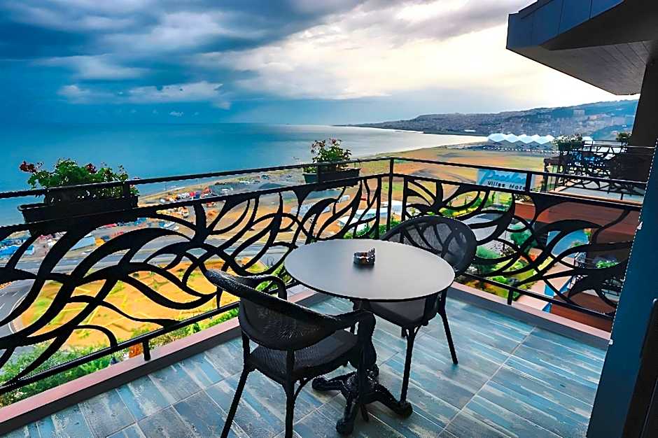 Peerless Villas Hotel