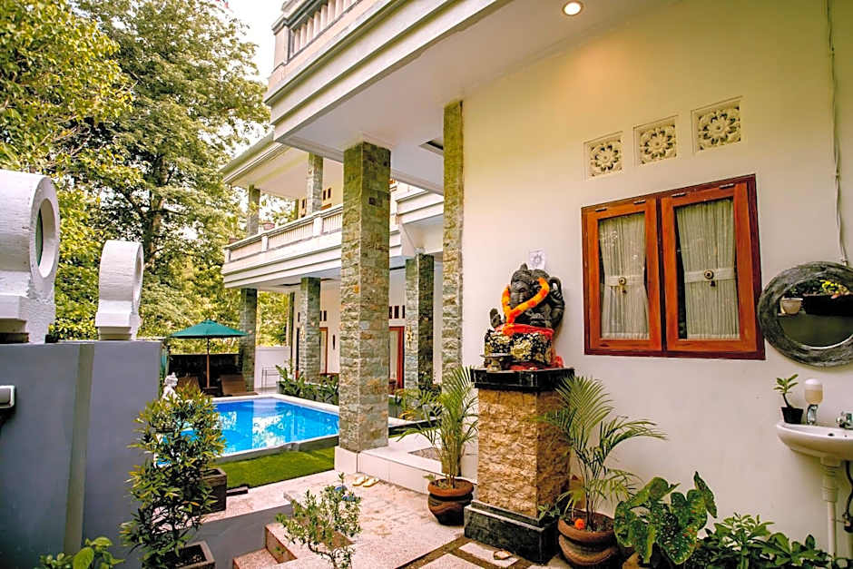 The Puncak Santhi Inn