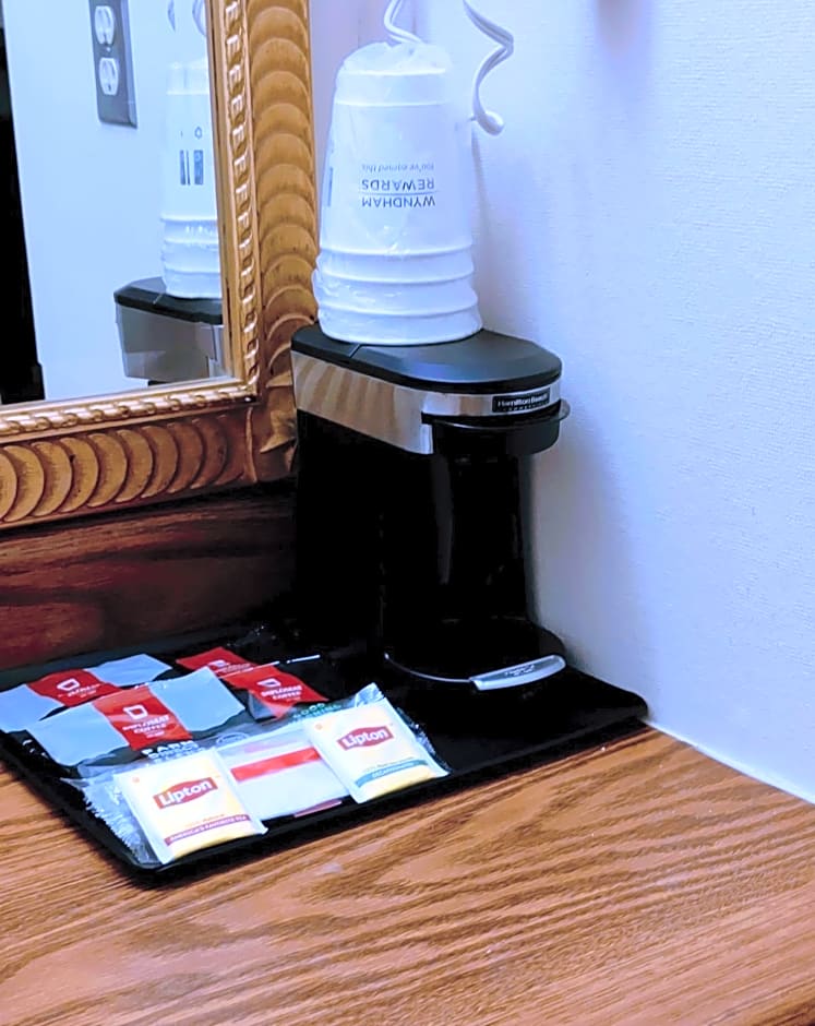 Albert Lea Inn and Suites