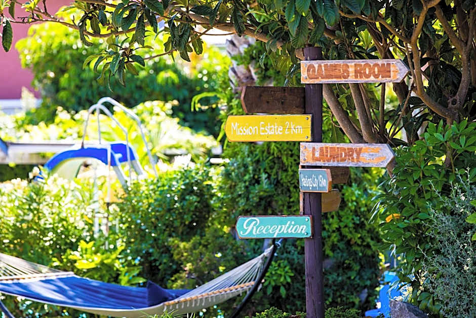 ASURE Colonial Lodge Motel