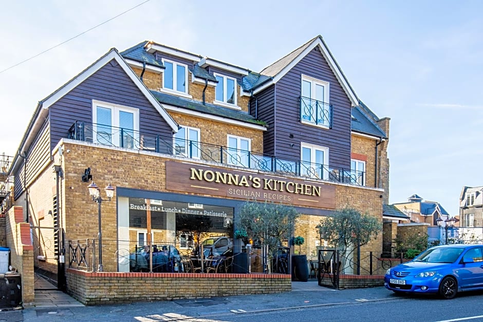 Velvet 2-bedroom apartment Clock House - Hoddesdon