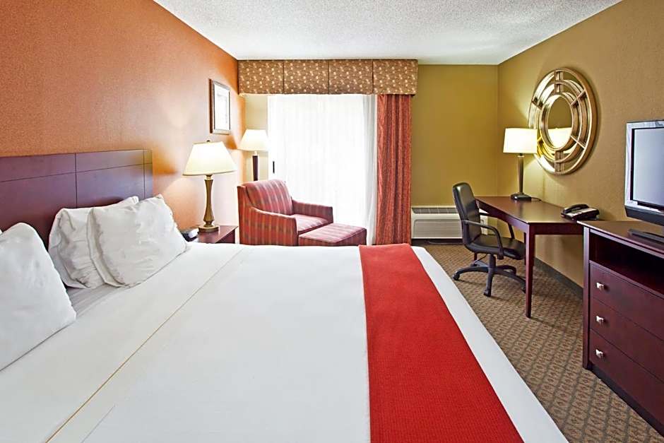 Holiday Inn Express Hotel Clearwater East - ICOT Center By IHG