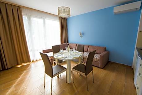 Superior Holiday Home