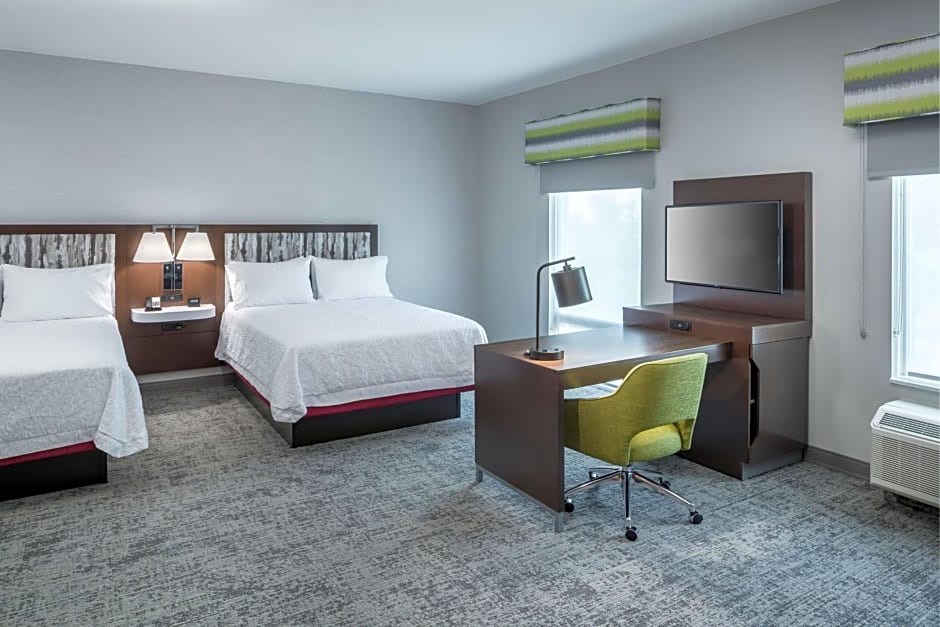 Hampton Inn & Suites Cape Canaveral Cruise Port
