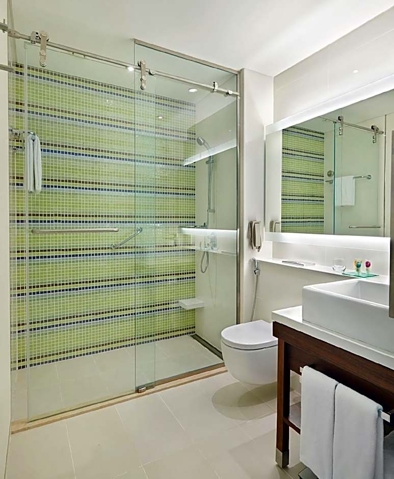 Hyatt Place Dubai Baniyas Square