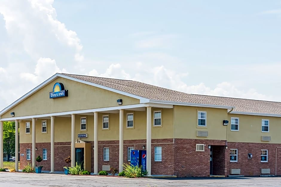 Days Inn by Wyndham Amherst