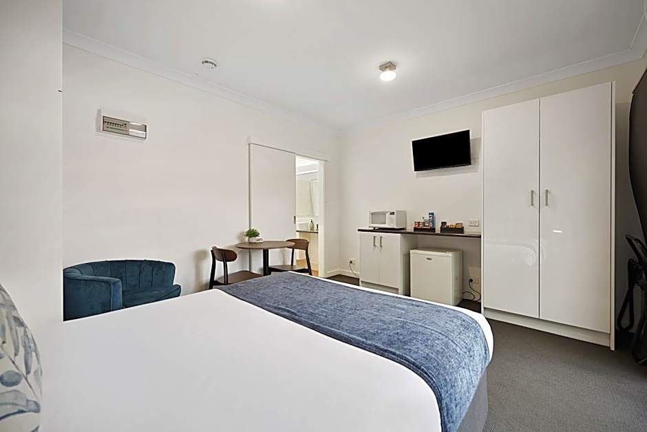 Hamilton Lakeside Motel