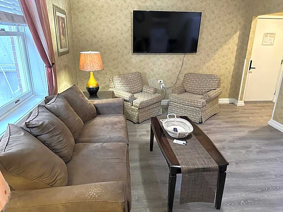Island House Historic Vacation Rentals