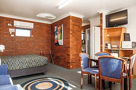 Two-Bedroom Family Room