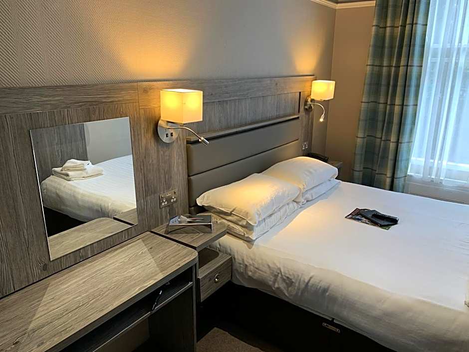 Hedley House Hotel & Apartments